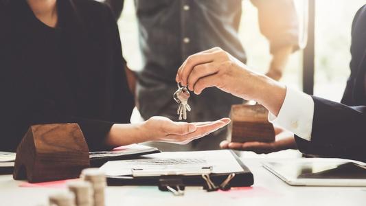 agenzia immobiliare compra casa
